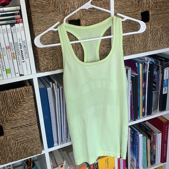 Lululemon Swiftly Tech Racerback Tank - Picture 3 of 10